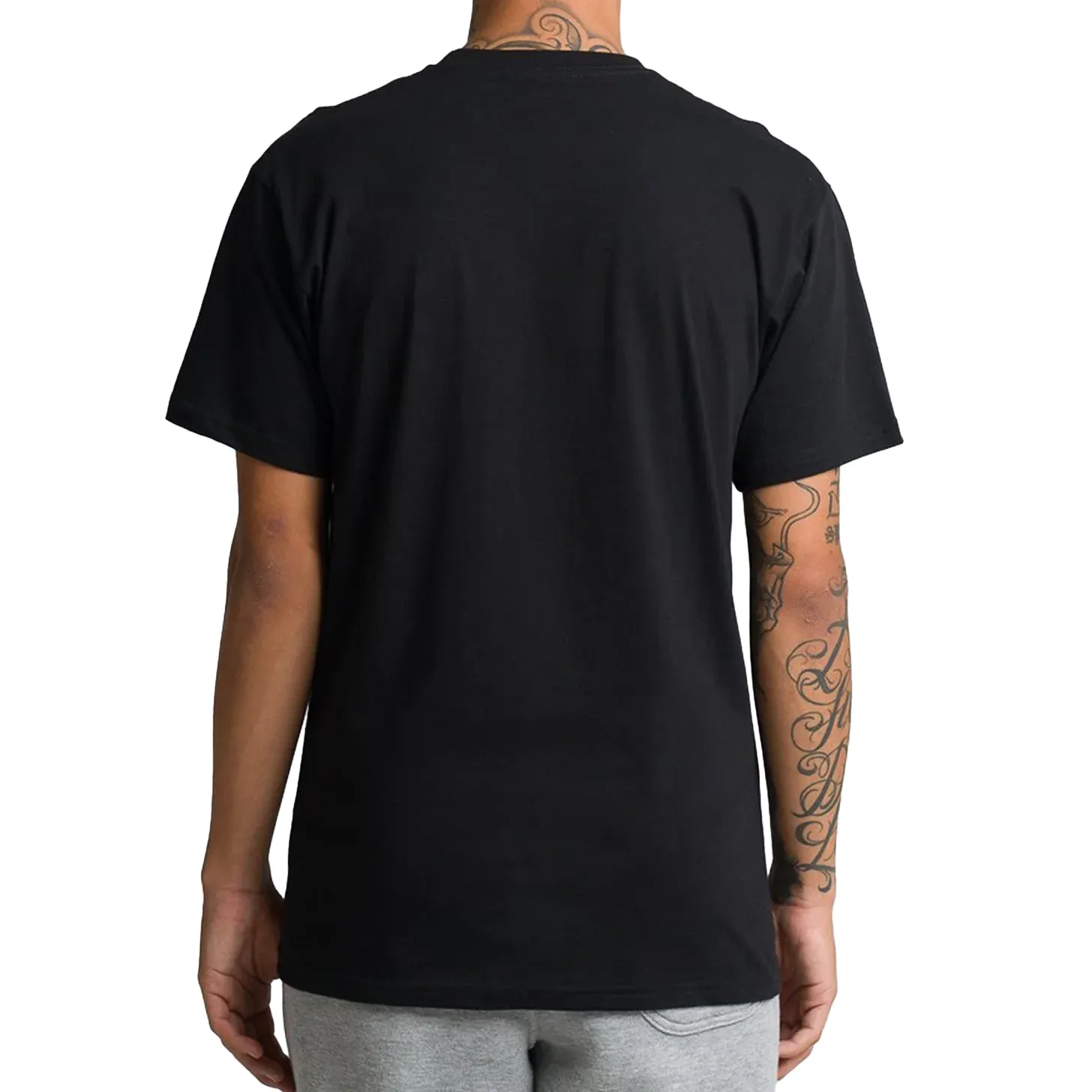 Camiseta masculina Vans preta com logo branco vista frontal